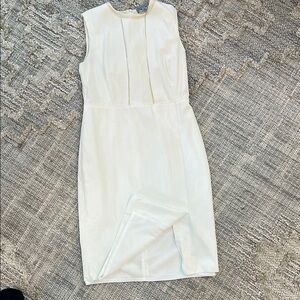 Classics Entier Elegant White Sleeveless Dress Size 8. Fully lined.